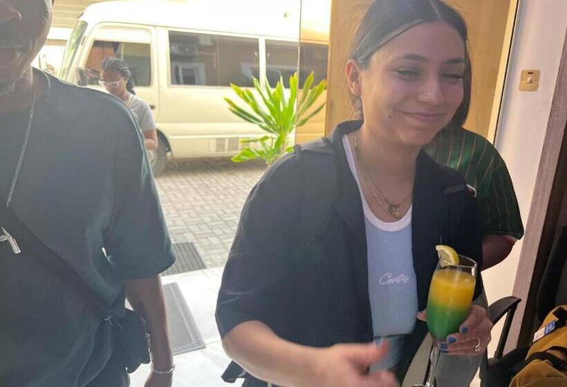 Riviera Hotel, Apartments & Resorts