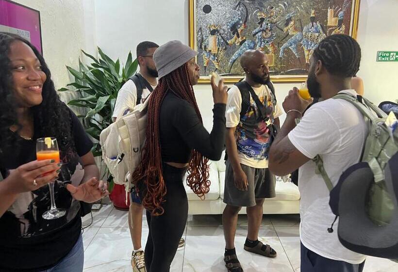 Riviera Hotel, Apartments & Resorts