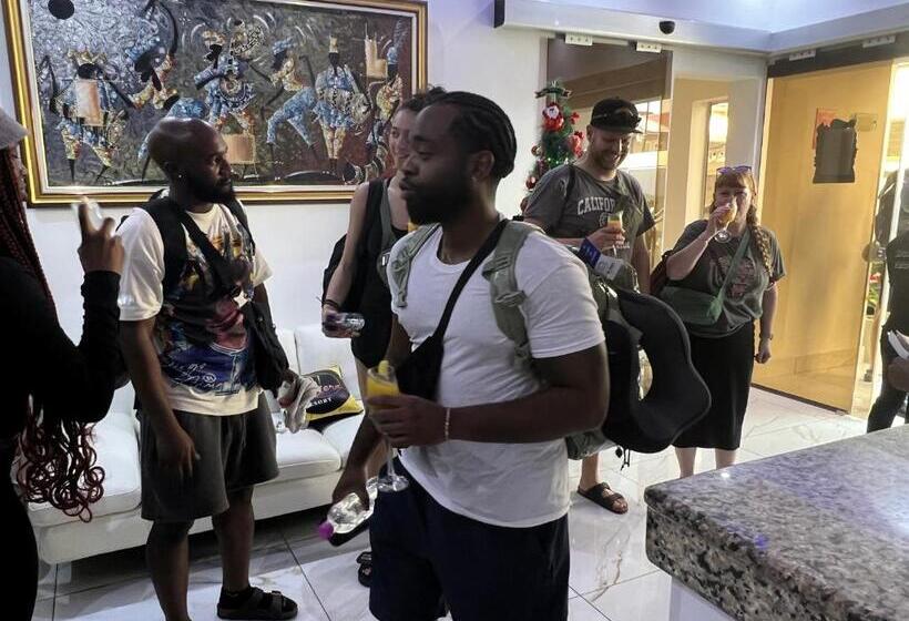 Riviera Hotel, Apartments & Resorts