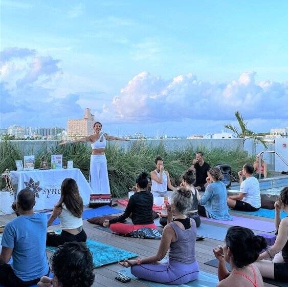 Upsun Hotel & Social Club