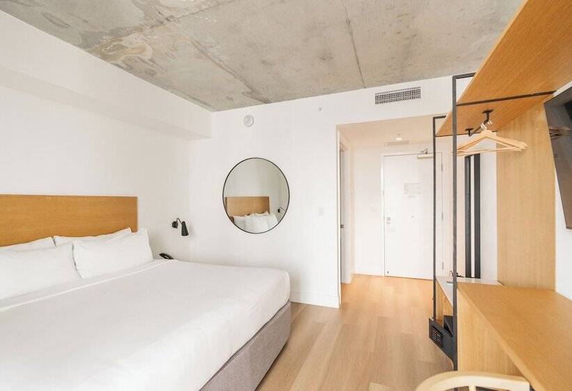 Upsun Hotel & Social Club