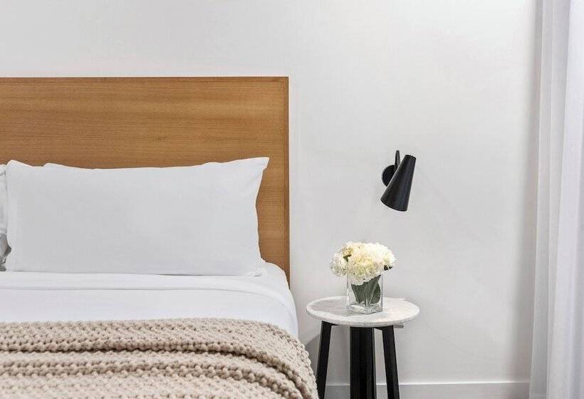 Upsun Hotel & Social Club