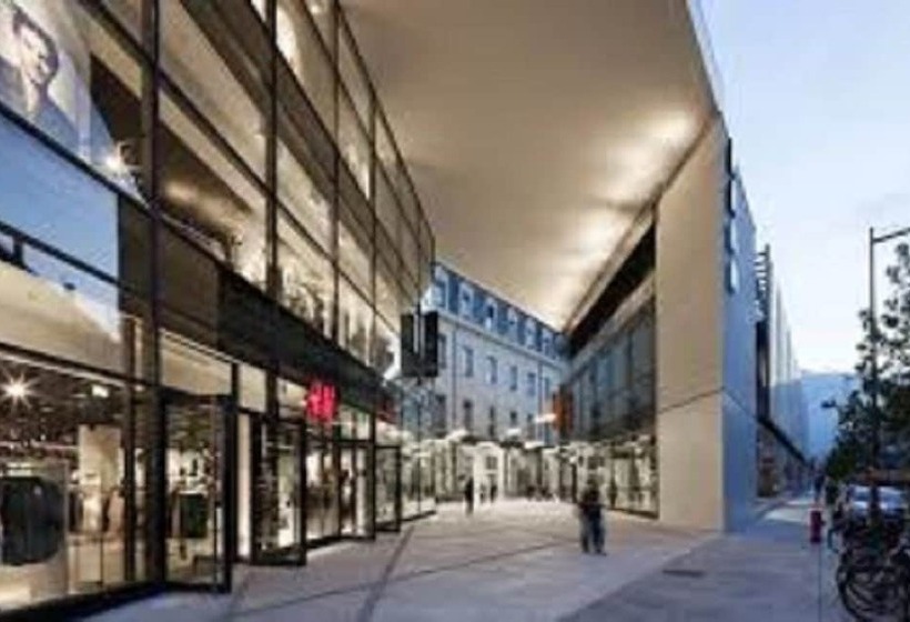 Abbatiale Hotel Grenoble Centre