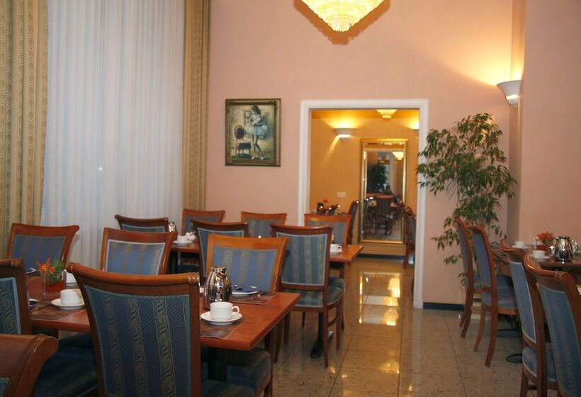 Apartment Hotel Kral   Business Hotel & Serviced Apartments