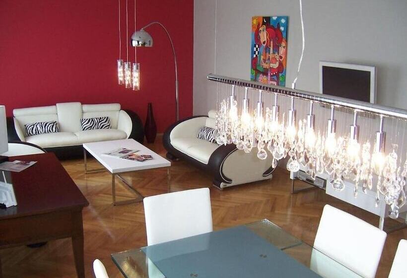 Apartment Hotel Kral   Business Hotel & Serviced Apartments