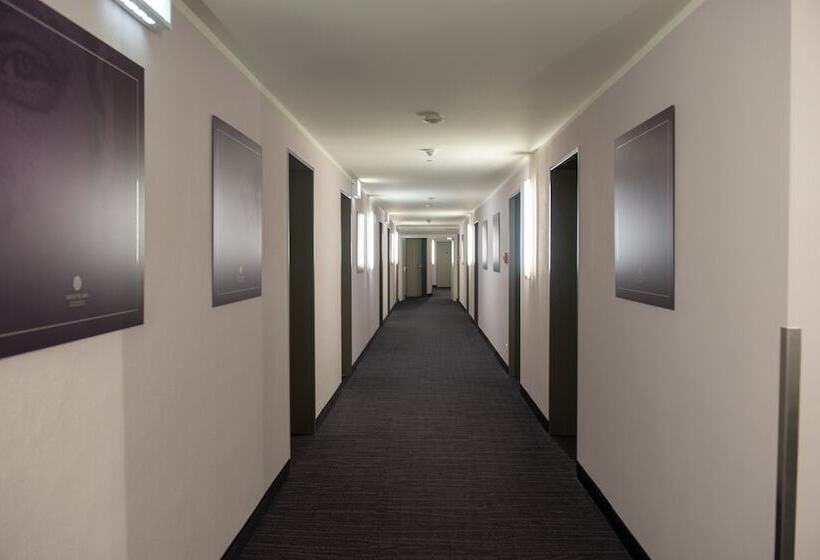 Отель Art Ana Gallery