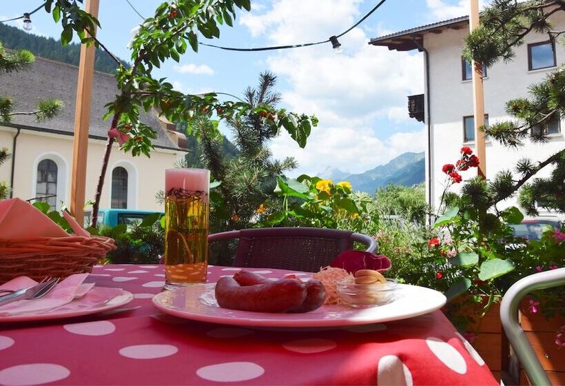 Berghotel Basur   Das Schihotel Am Arlberg