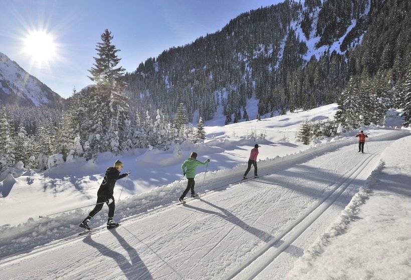 Berghotel Basur   Das Schihotel Am Arlberg