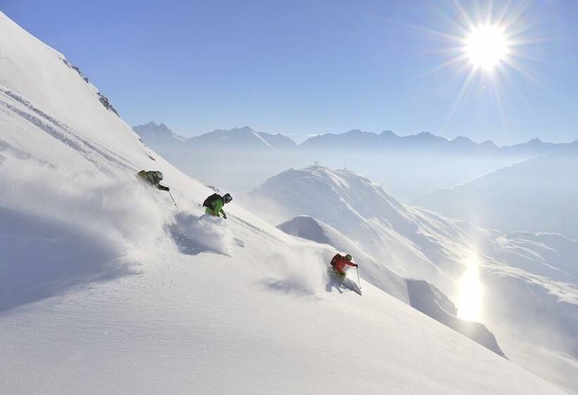Berghotel Basur   Das Schihotel Am Arlberg