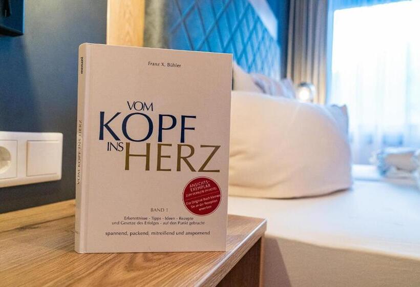 Berghotel & Chalets Adersberg