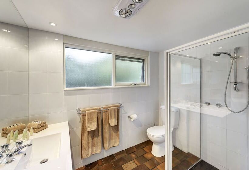 Bungunyah Apartments