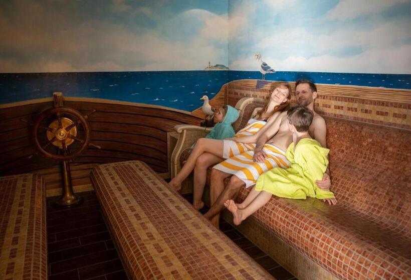 Familien Wellness Hotel Seeklause Mit Großem Abenteuerspielplatz Piraten Insel Usedom Kinder Immer A
