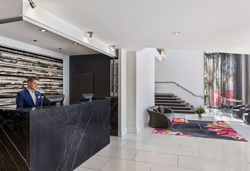 Отель Adina Serviced Apartments Canberra, Dickson