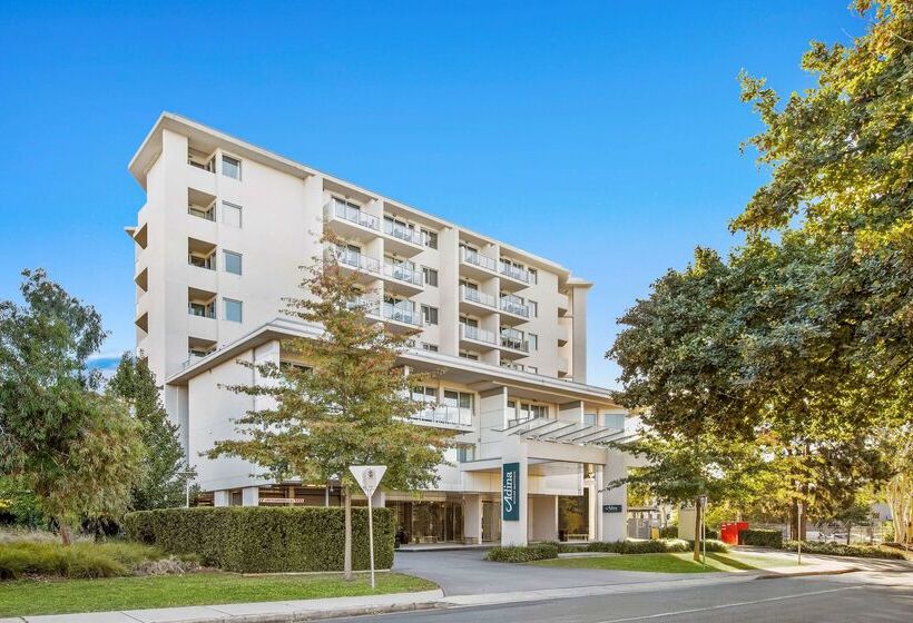 هتل Adina Serviced Apartments Canberra, Dickson