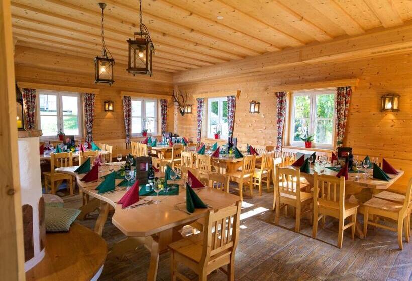 فندق Alpenparks Hagan Lodge Altaussee