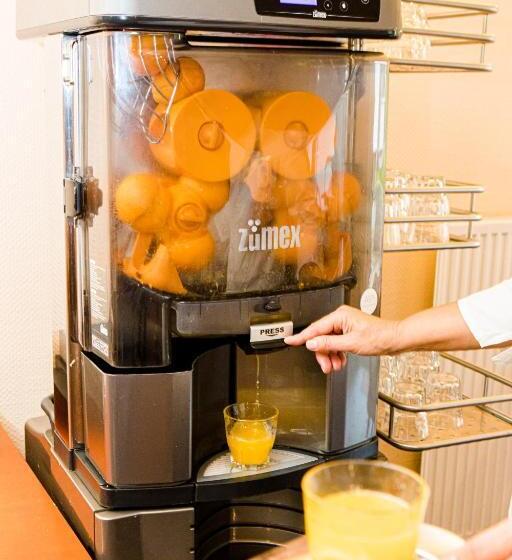 هتل Am Dusseldorfer Platz