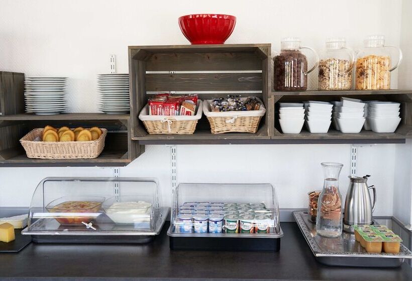 فندق Authentic By Balladins Dijon / Marsannaylacote