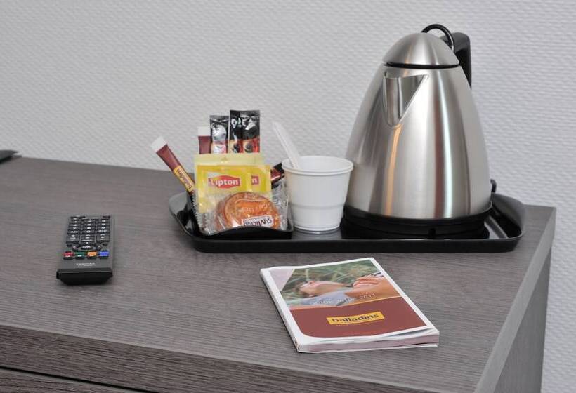 فندق Authentic By Balladins Dijon / Marsannaylacote