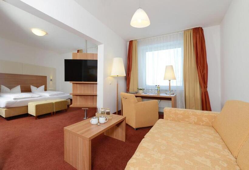 ホテル Bayerisch Meran