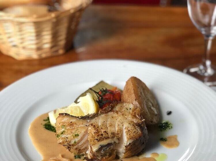 فندق Belle Vue Vieux Port