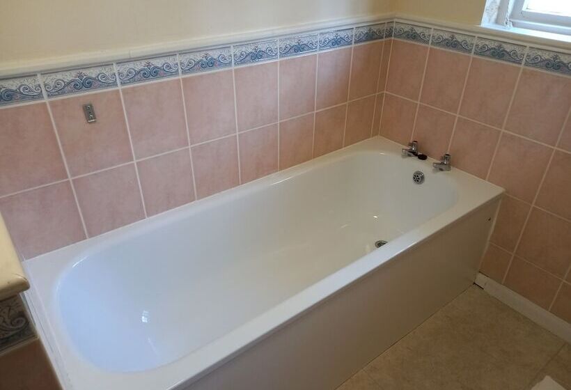 فندق Bickleigh Castle