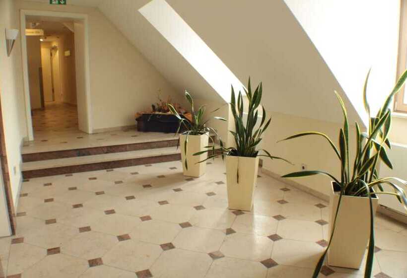 ホテル Blauer Wolf