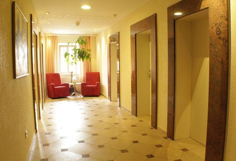 ホテル Blauer Wolf