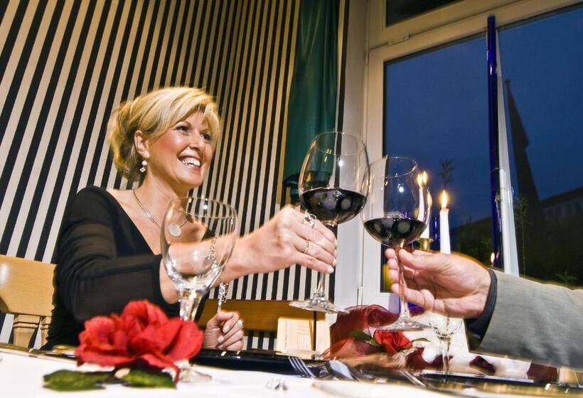 ホテル Schieferhof   Glaslust