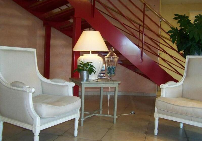 Brit Hotel Du Perche