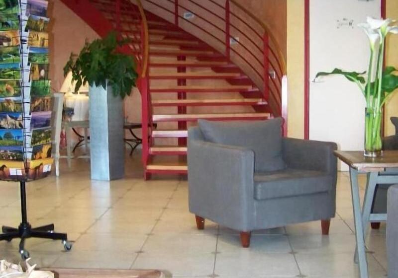 Brit Hotel Du Perche