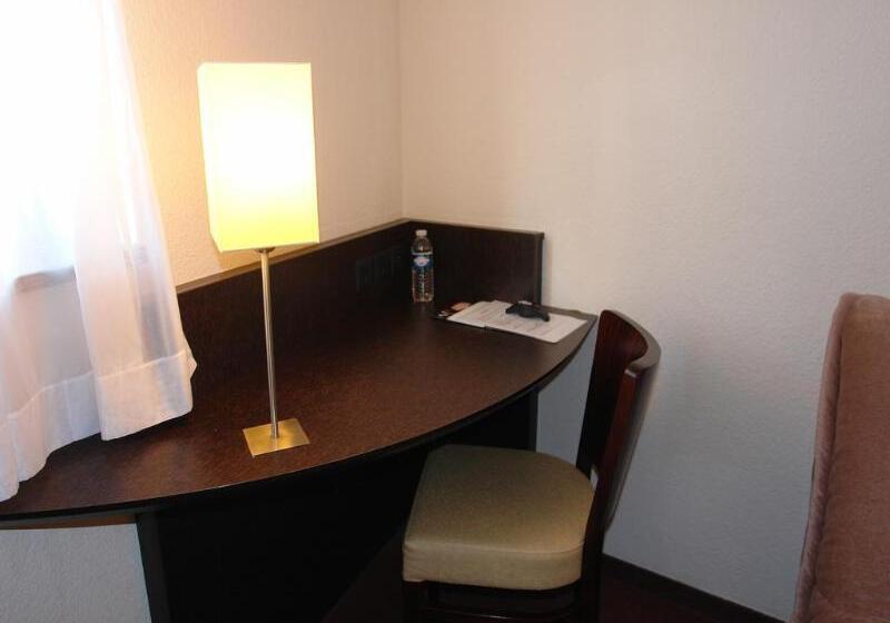 Brit Hotel Du Stade Rennes Ouest