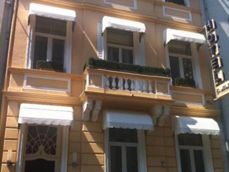 Отель Buchholz Downtown