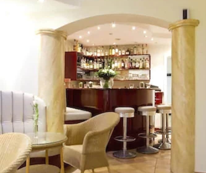 Отель Buchholz Downtown