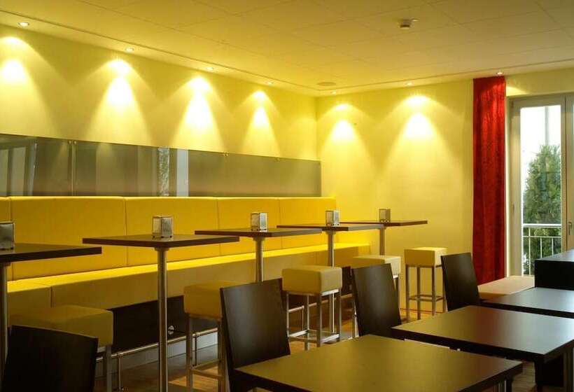 Central Regensburg Citycentre, Sure Hotel Collection By Best Western