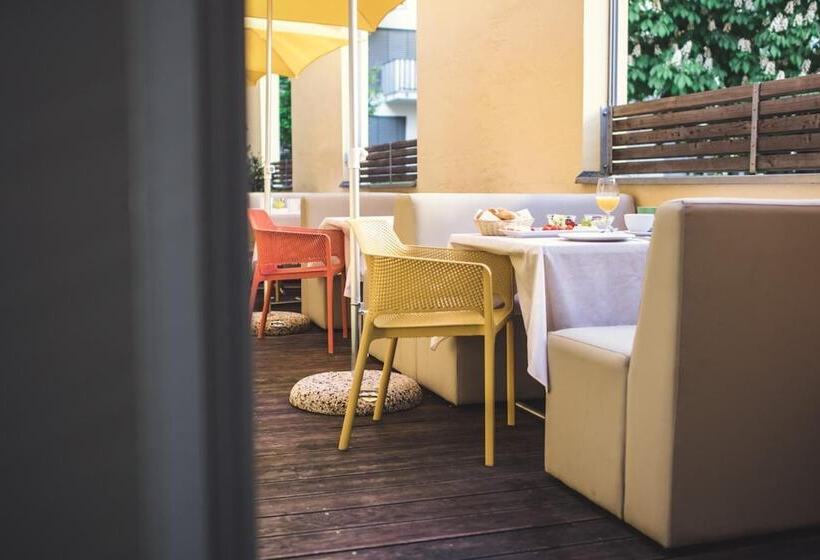 Central Regensburg Citycentre, Sure Hotel Collection By Best Western