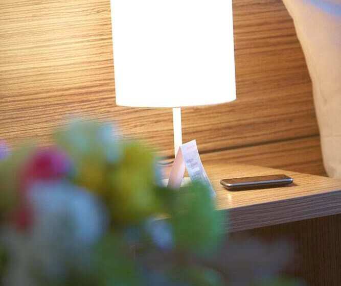 Central Regensburg Citycentre, Sure Hotel Collection By Best Western