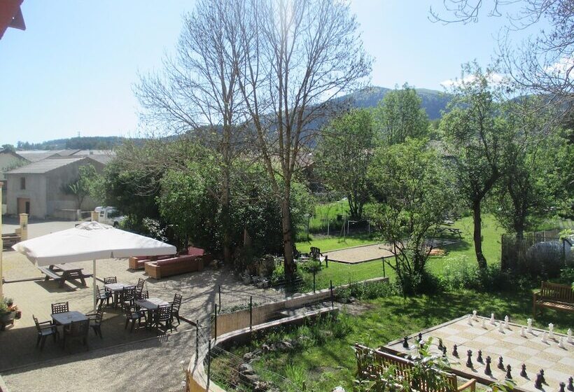 בית מלון כפרי Chateau De Camurac