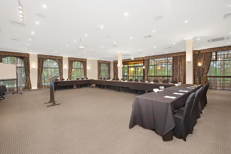 בית מלון כפרי Checkers Resort