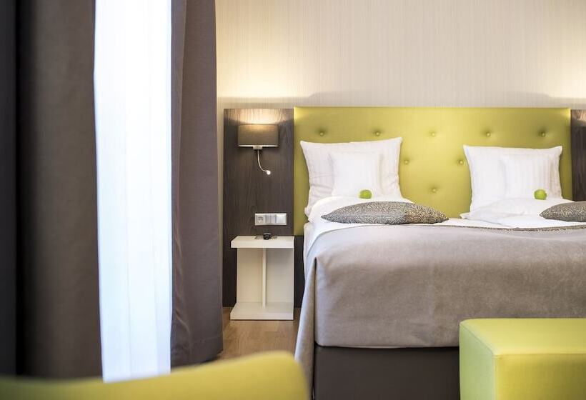 هتل Collegium Leoninum