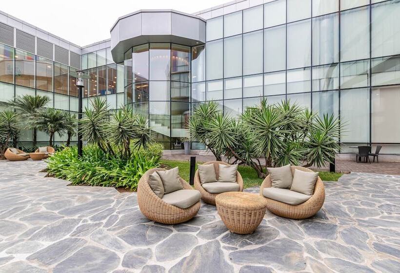 هتل De Convenções De Talatona