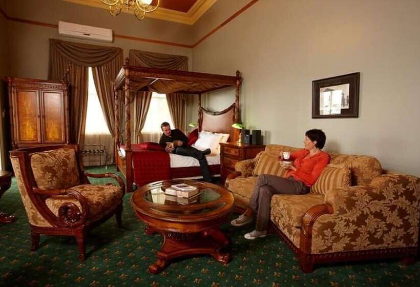 هتل Denison Boutique