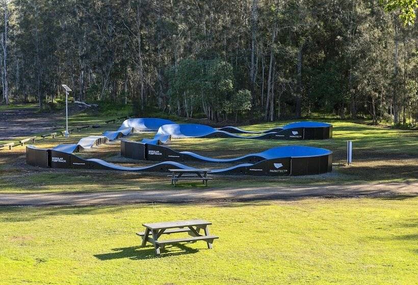 בית מלון כפרי Discovery Parks   Forster