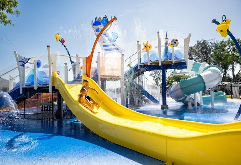 בית מלון כפרי Discovery Parks   Forster