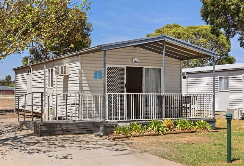 בית מלון כפרי Discovery Parks   Moama West