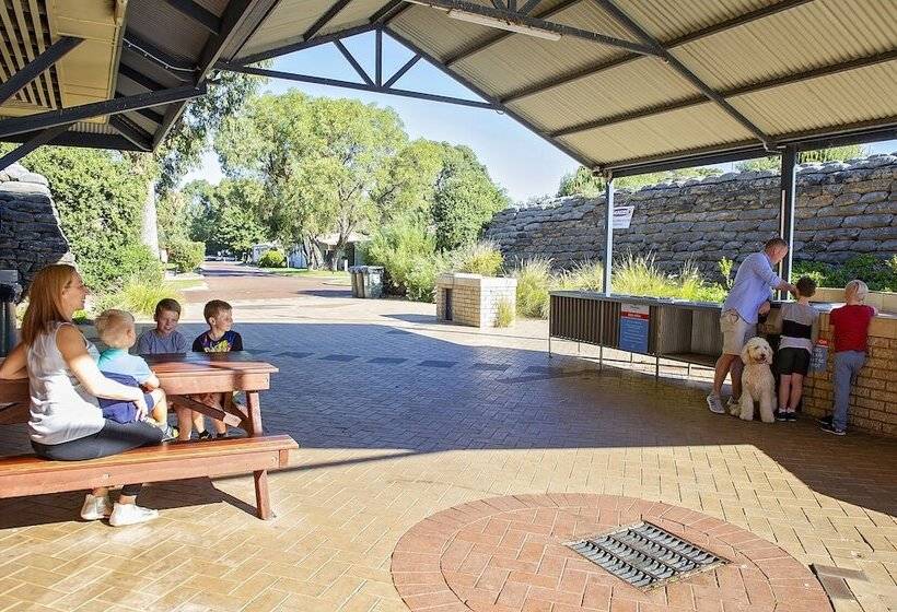 هتل Discovery Parks  Woodman Point