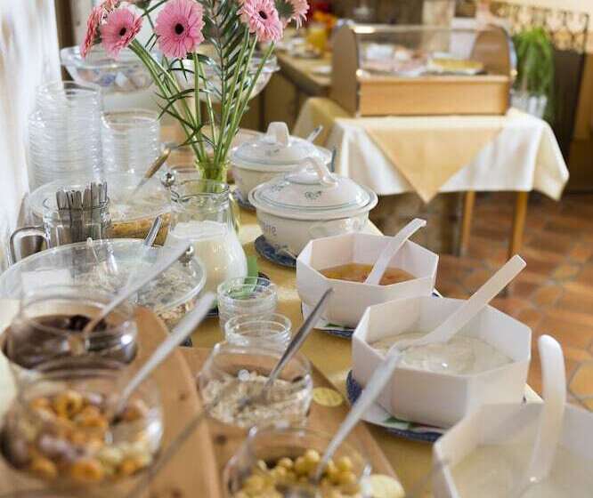 Отель Dreisonnenberg