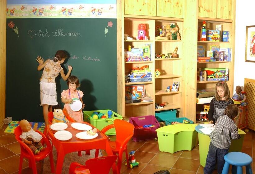 Отель Dreisonnenberg