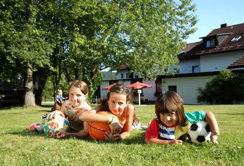 Отель Dreisonnenberg