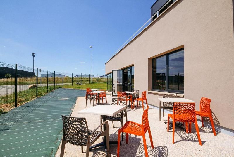 בית מלון כפרי Fast Le Mans