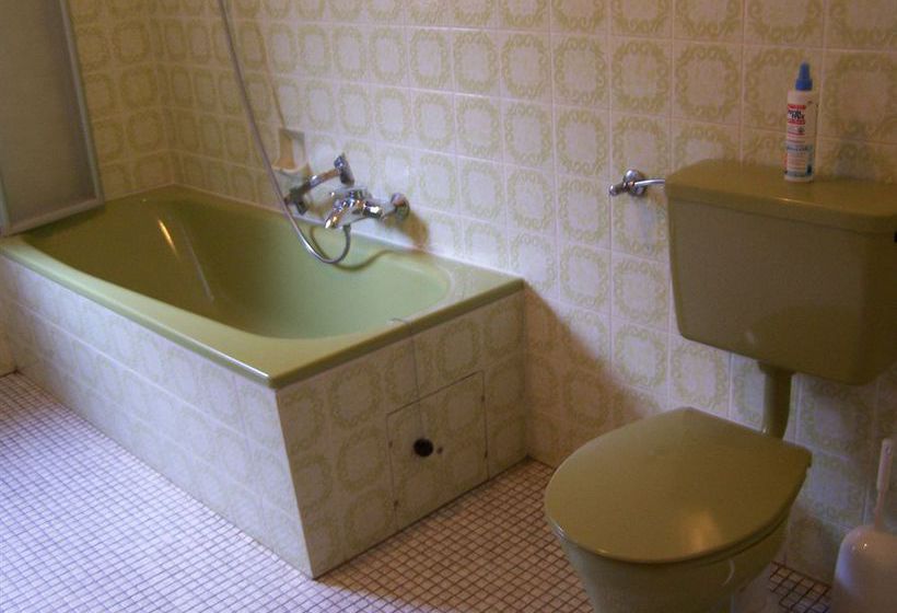 호텔 Ferienwohnung In Alken Mosel